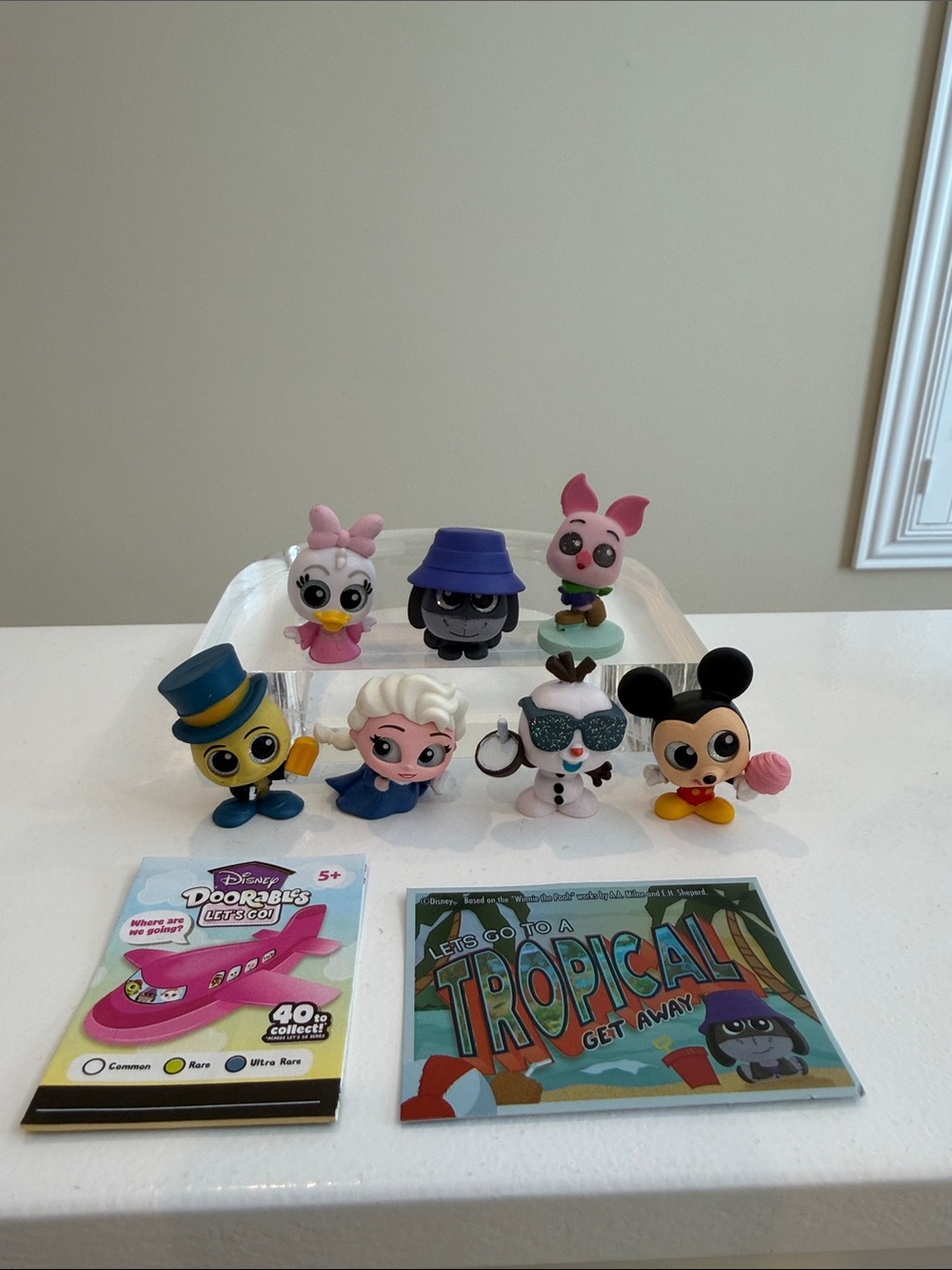 New Set of 7 Disney Doorables LETS GO Series 1_ Bucket Hat Eeyore + Tropical Car
